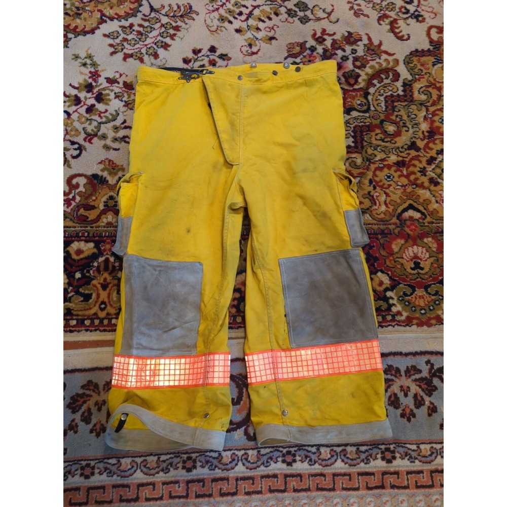 Retired Firefighter Gear Turnout Pants FIRE USED Size 48 X 28 SHELL ONLY!!‎